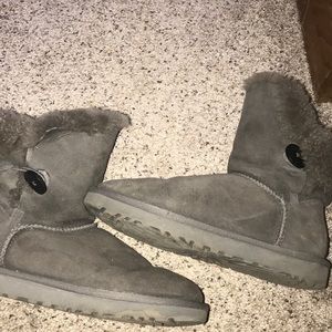 Bailey button uggs